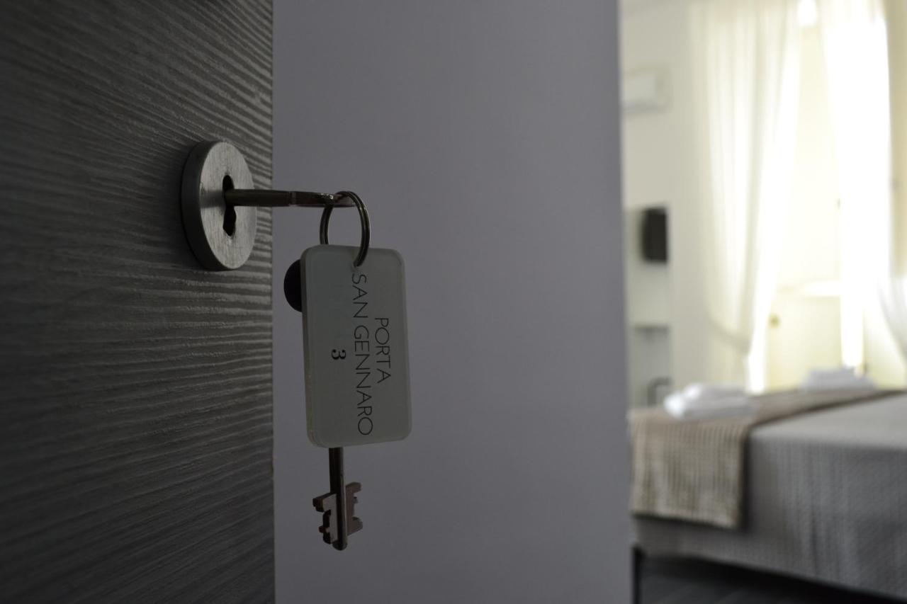Le Porte Di Napoli - Rooms Экстерьер фото