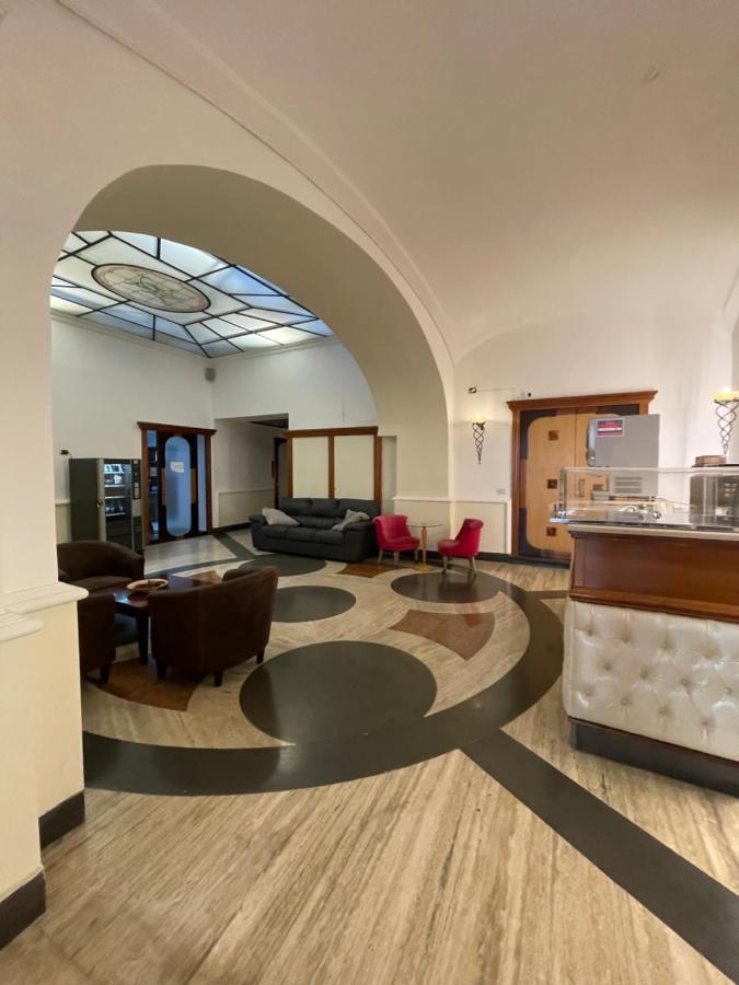 Le Porte Di Napoli - Rooms Экстерьер фото